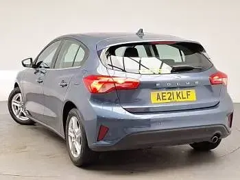 Used Ford Focus Zetec 120 HP (88 kW) 2021 Blue Hatchback