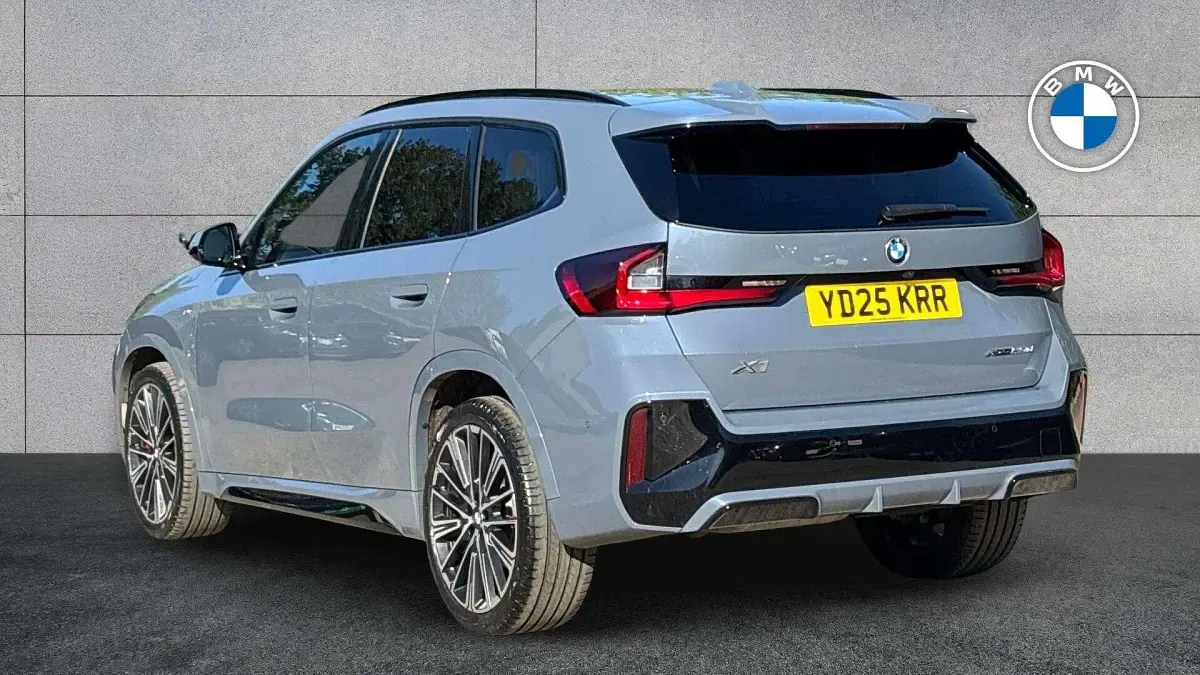 Używany BMW X1 M Sport 208 KM (152 kW) 2025 Szary SUV