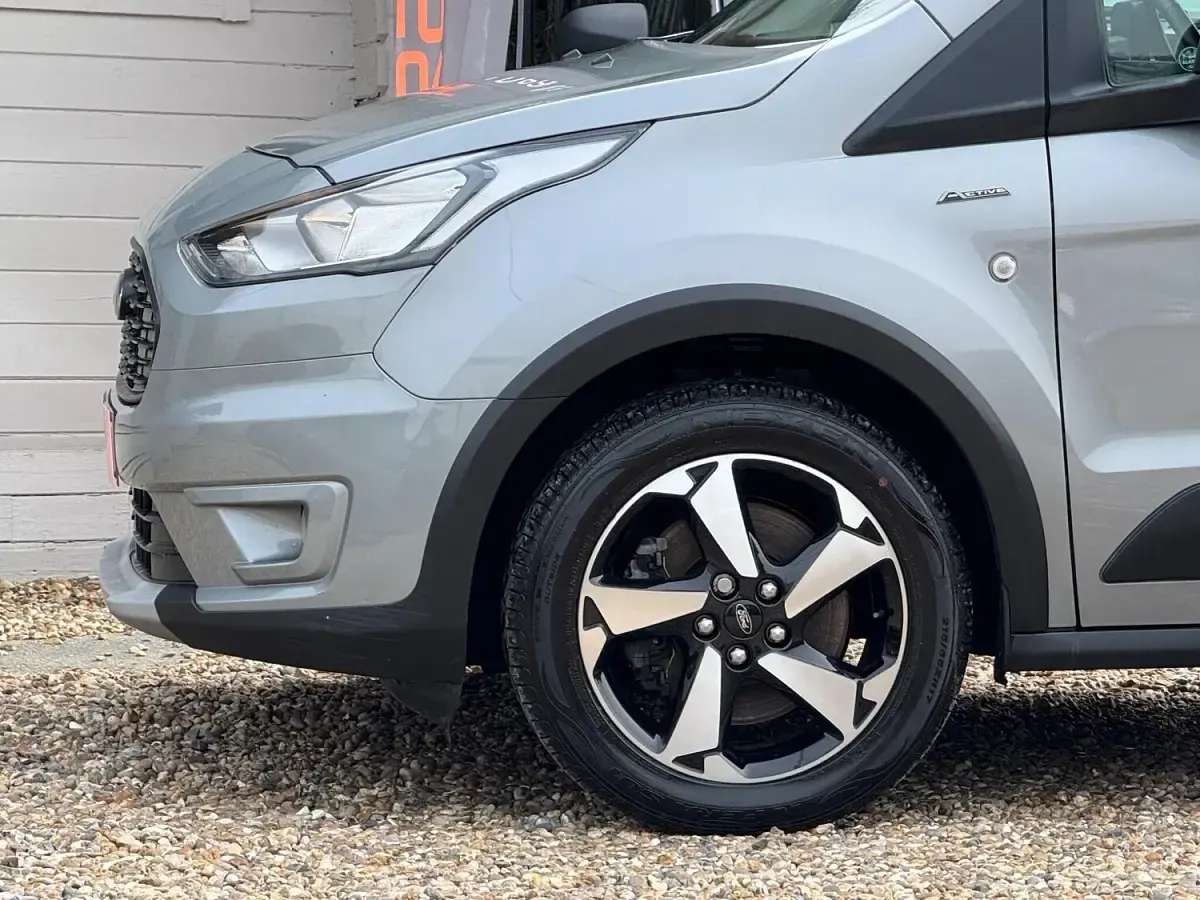 Used Ford Transit Connect Active 100 HP (73 kW) 2023 Silver MPV