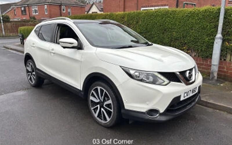 Used Nissan Qashqai Tekna 110 HP (80 kW) 2017 White SUV