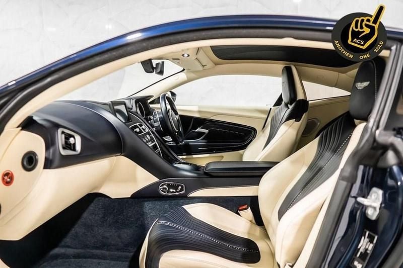 Used Aston Martin DB11 600 HP (441 kW) 2017 Blue Coupe