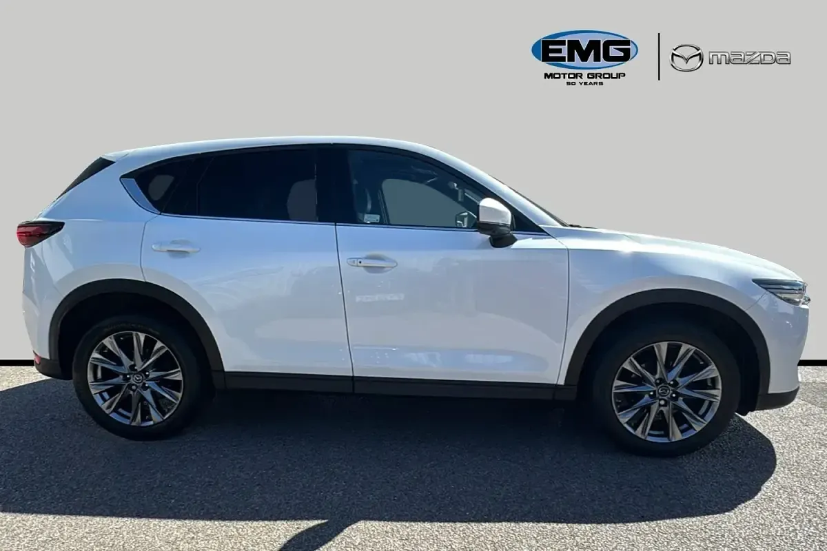 Begagnad Mazda 6 Inclusive 194 HK (142 kW) 2021 Vit SUV