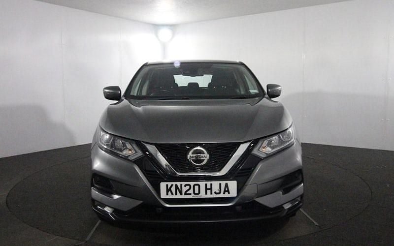 Used Nissan Qashqai Acenta Premium 160 HP (117 kW) 2020 Grey SUV