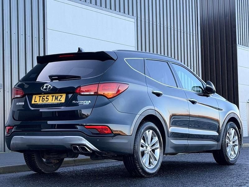 Used Hyundai Santa Fe Premium 197 HP (144 kW) 2015 Black SUV