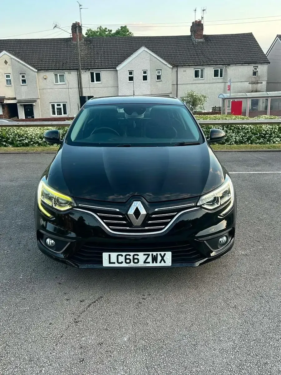 Used Renault Mégane IV Dynamique 110 HP (80 kW) 2016 Black Hatchback