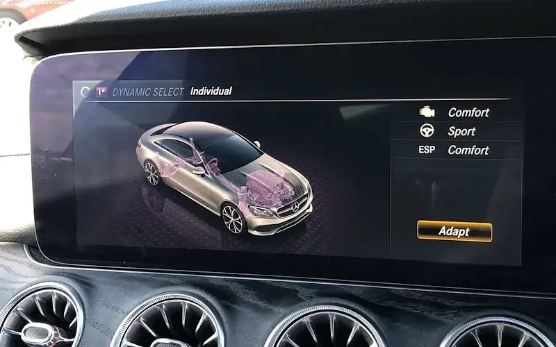 Used Mercedes E400 AMG line 340 HP (250 kW) 2019 Red Coupe