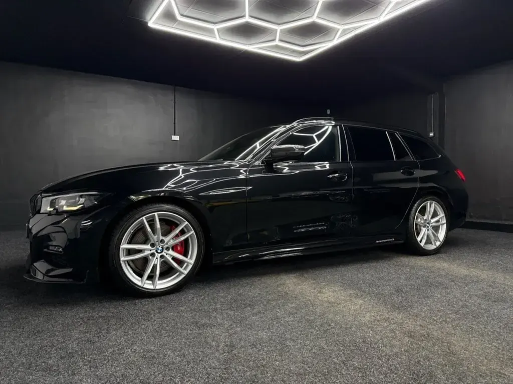 Used BMW 330 M Sport 286 HP (210 kW) 2021 Black Estate