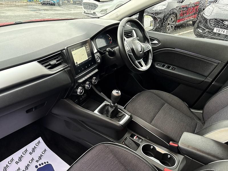 Used Renault Captur Techno 91 HP (66 kW) 2024 Red SUV