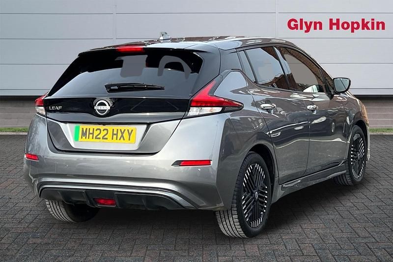 Used Nissan Leaf N-Connecta 110 kW (150 HP) 2022 Grey Hatchback