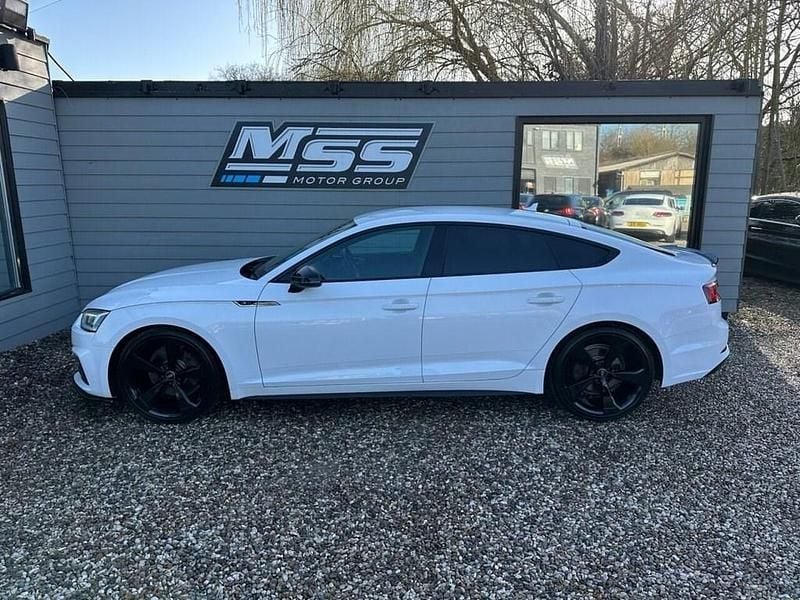 Used Audi A5 Sportback Black Edition 150 HP (110 kW) 2019 White Hatchback
