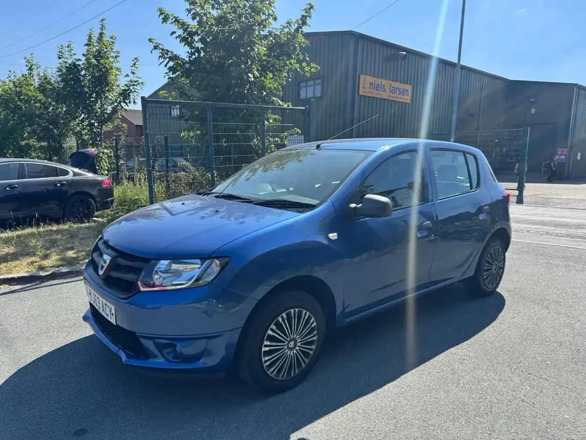 Used Dacia Sandero Ambiance 90 HP (66 kW) 2013 Blue Hatchback
