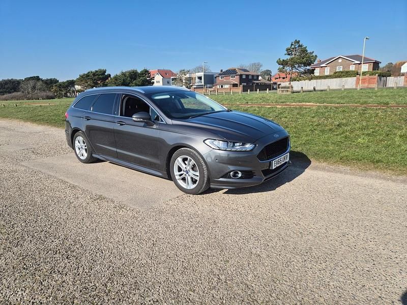 Magnetic grey metallic Used 2015 Ford Mondeo Titanium Estate | £12,995 - Image 1/4
