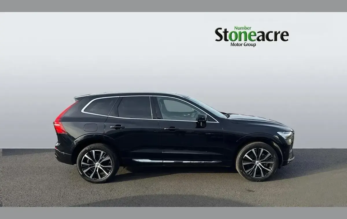 Used Volvo XC60 Ultra 247 HP (181 kW) 2025 Black SUV
