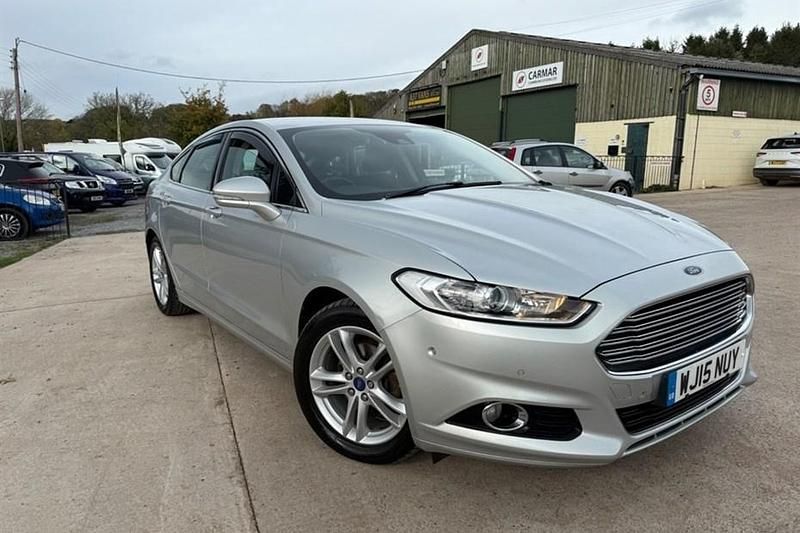 Used 2015 Ford Mondeo Titanium Hatchback | £4,945 (Good price) - Image 1/1
