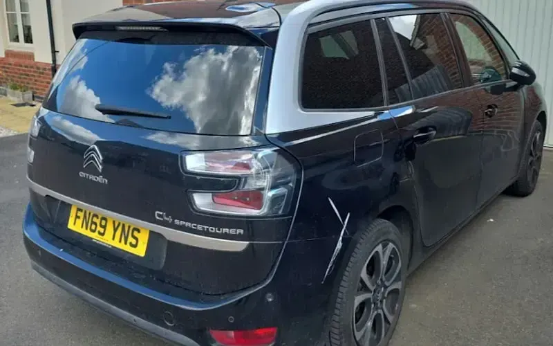 Usado Citroën C4 SpaceTourer Flair 131 CV (96 kW) 2019 Negro Monovolumen