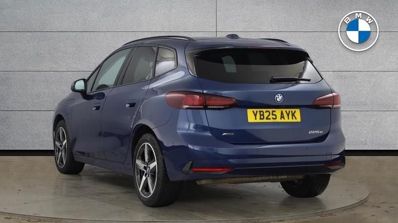 Used BMW 225 Active Tourer Sport Line 242 HP (177 kW) 2025 Blue MPV
