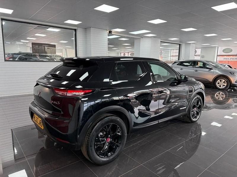Usado DS Automobiles DS3 Crossback Performance 102 HP (75 kW) 2020 Preto SUV