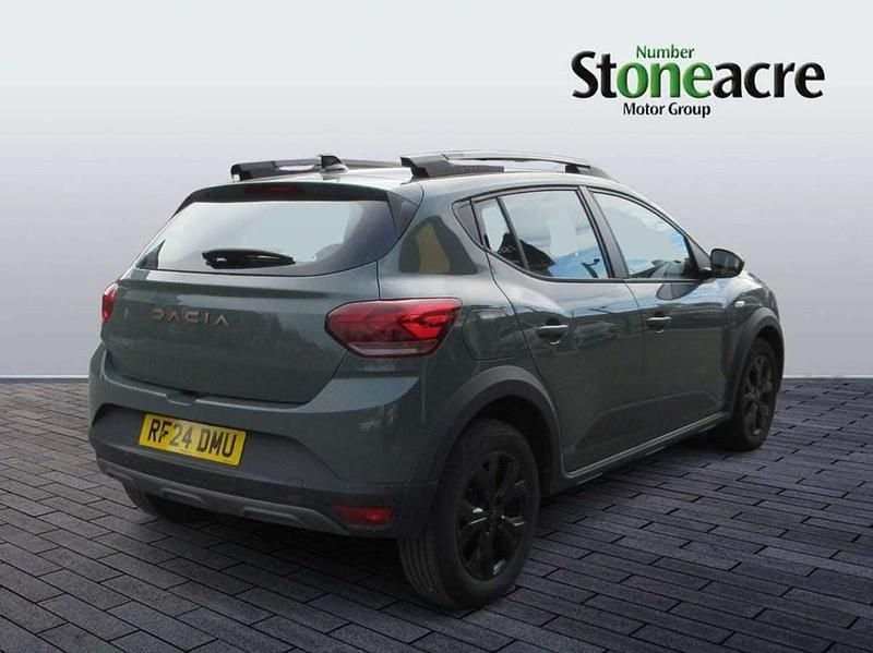 Used Dacia Sandero Extreme 90 HP (66 kW) 2024 Green SUV