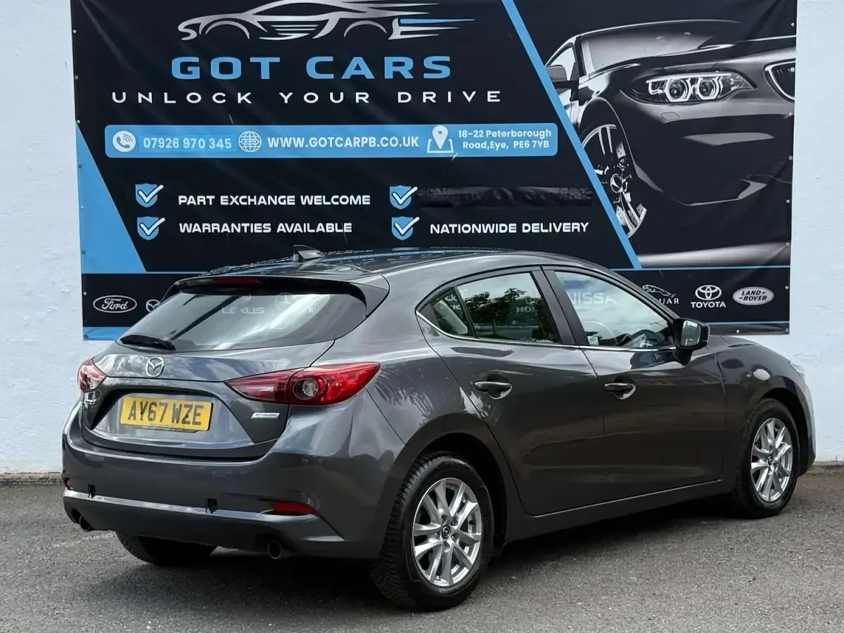 Used Mazda 3 121 HP (88 kW) 2017 Grey Hatchback