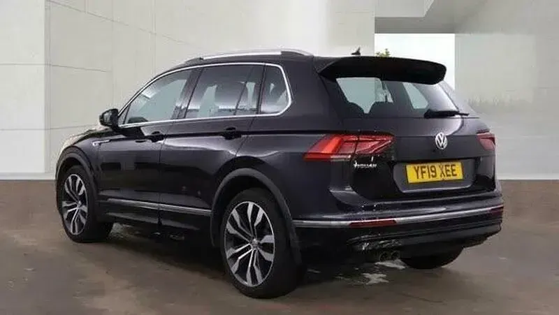 Used VW Tiguan R-line 150 HP (110 kW) 2019 Black SUV