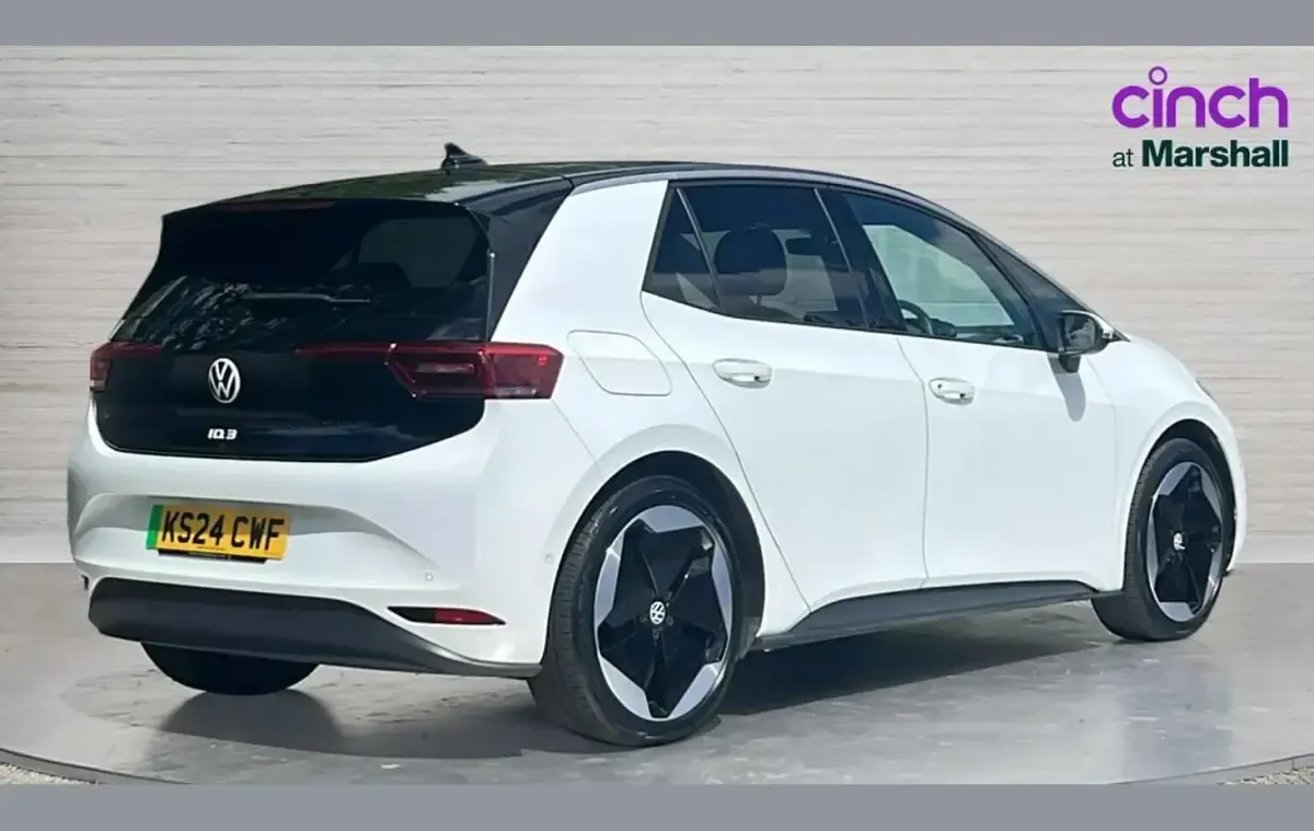 Used VW ID.3 Pro 150 kW (204 HP) 2024 White Hatchback
