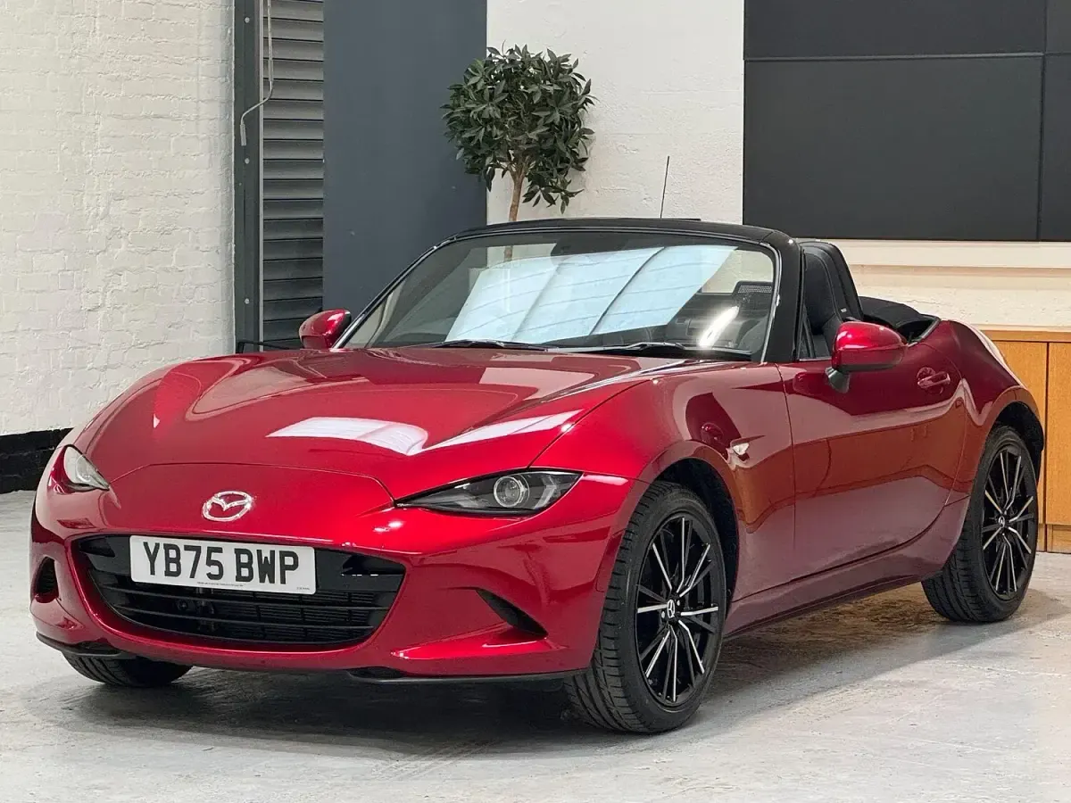 New Mazda MX5 Exclusive-Line 184 HP (135 kW) 2025 Red Cabriolet