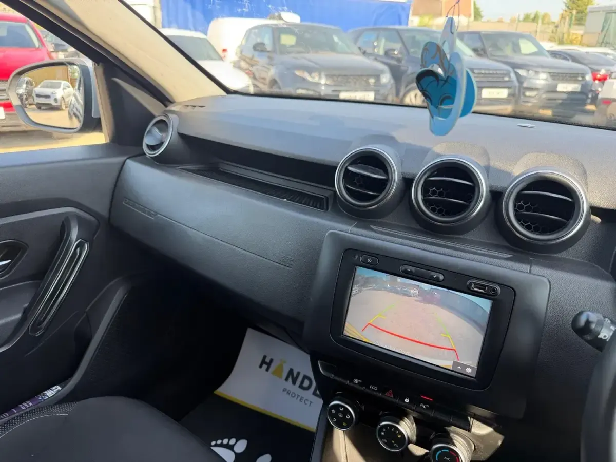 Used Dacia Duster Comfort 114 HP (83 kW) 2019 Grey SUV