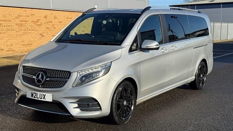 Used Mercedes V220 AMG line 2017 Silver MPV