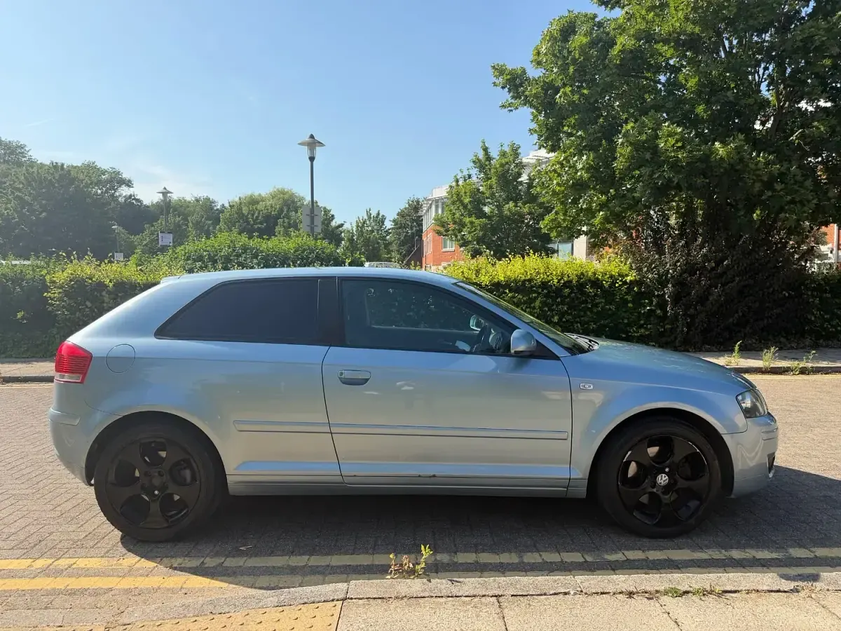 Used Audi A3 2006 Blue Hatchback