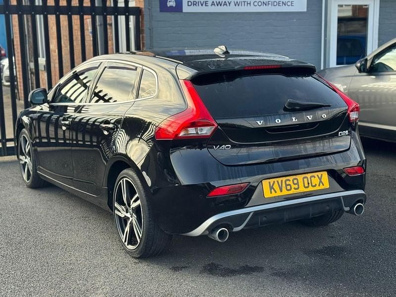 Used Volvo V40 R-Design 2019 Black Hatchback