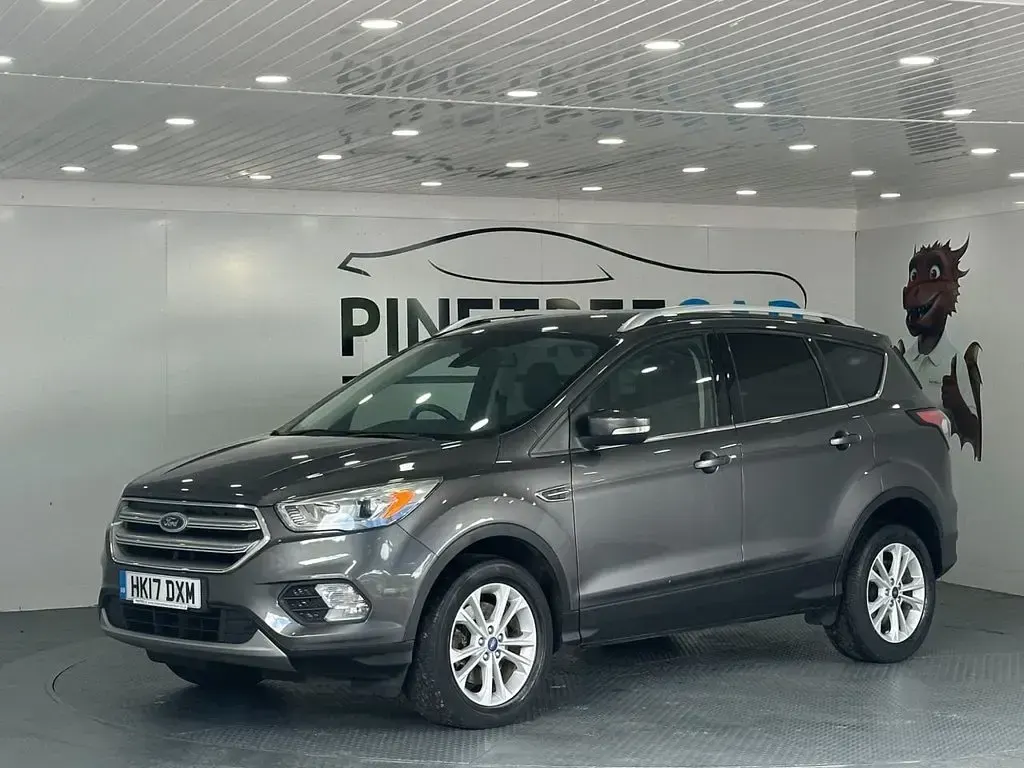 Used Ford Kuga Titanium 150 HP (110 kW) 2017 Grey SUV