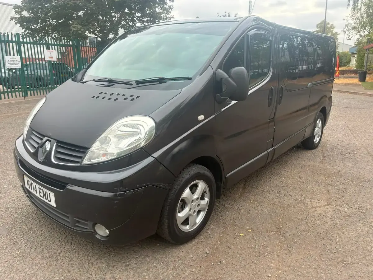 Used Renault Trafic 115 HP (84 kW) 2014 Black MPV