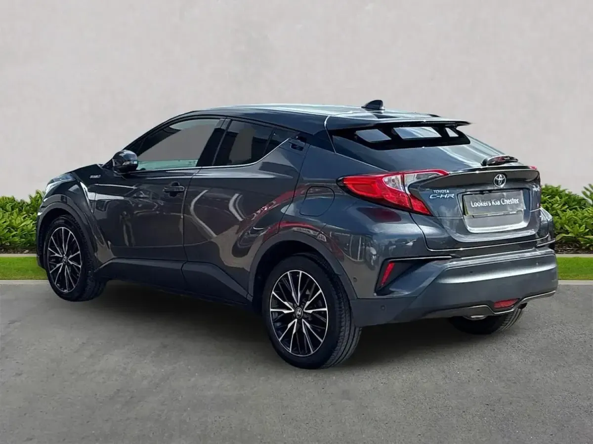 Second-hand Toyota C-HR 2017 Gri SUV