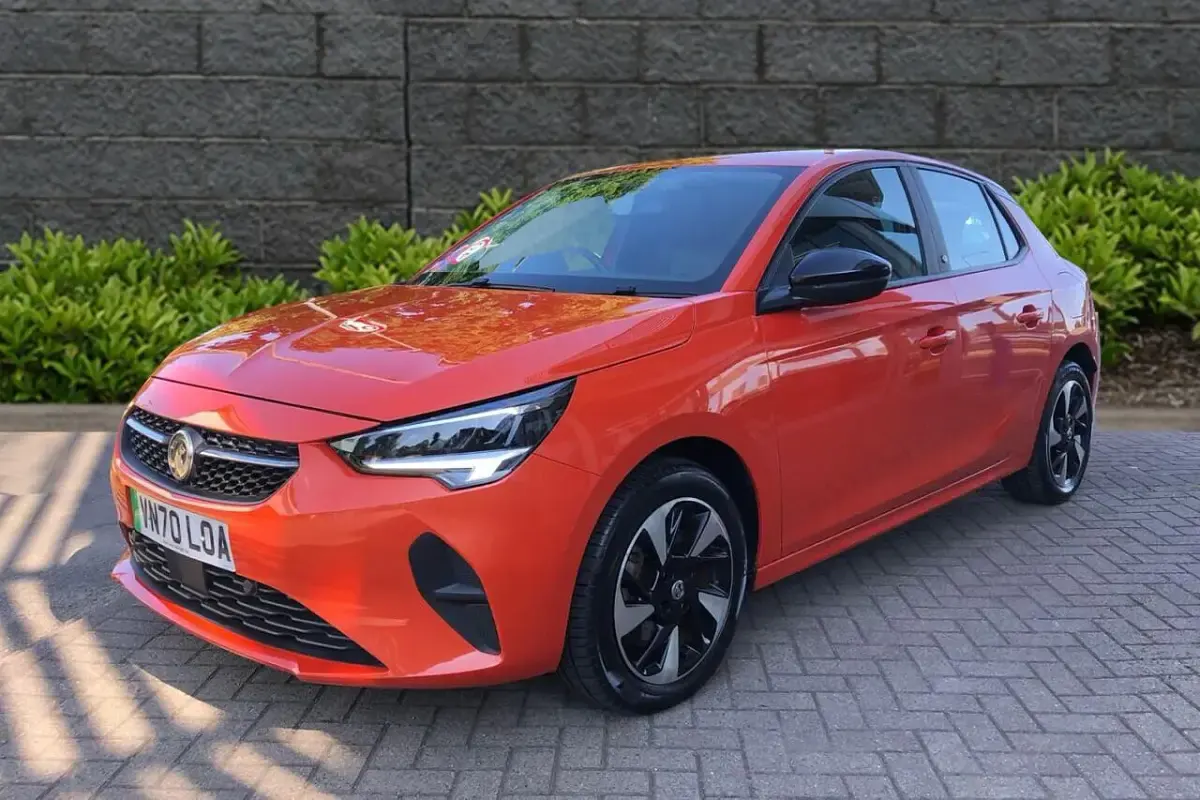 Used Vauxhall Corsa-e 98 kW (134 HP) 2020 Orange Hatchback
