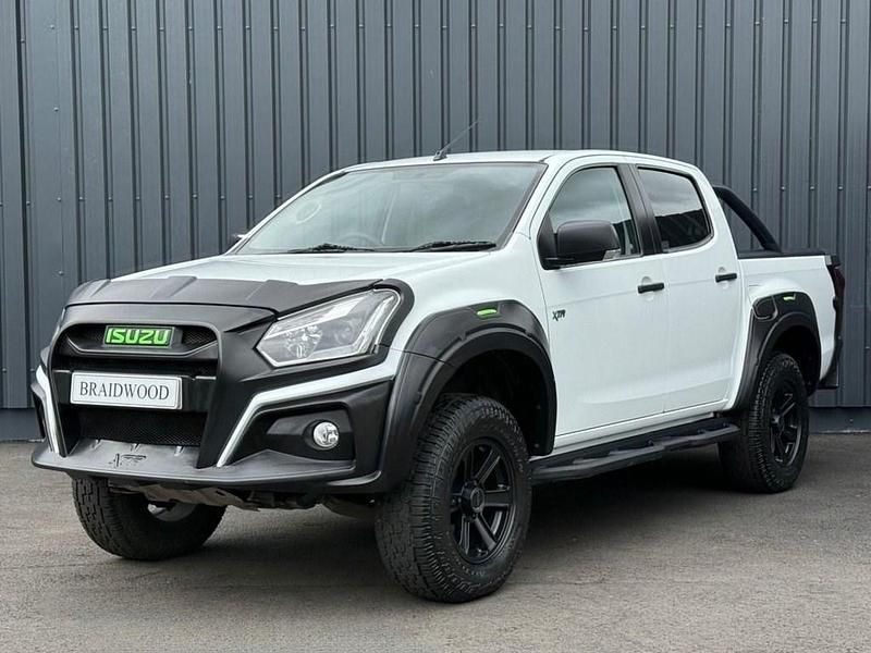 White Used 2020 Isuzu D-Max Pickup | £24,990 (Expensive) - Image 1/4
