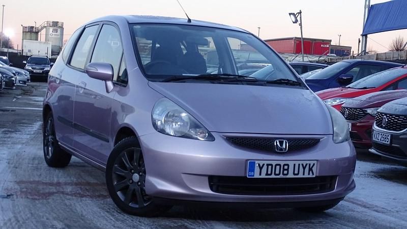 Second-hand Honda Jazz SE 82 CP (60 kW) 2008 Roșu Hatchback