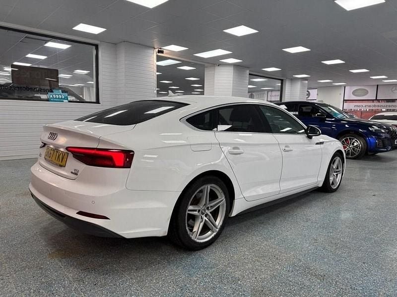 Used Audi A5 Sportback S-Line 190 HP (139 kW) 2017 White Hatchback