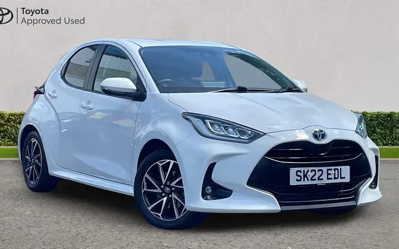 Used Toyota Yaris Design 116 HP (85 kW) 2022 Hatchback