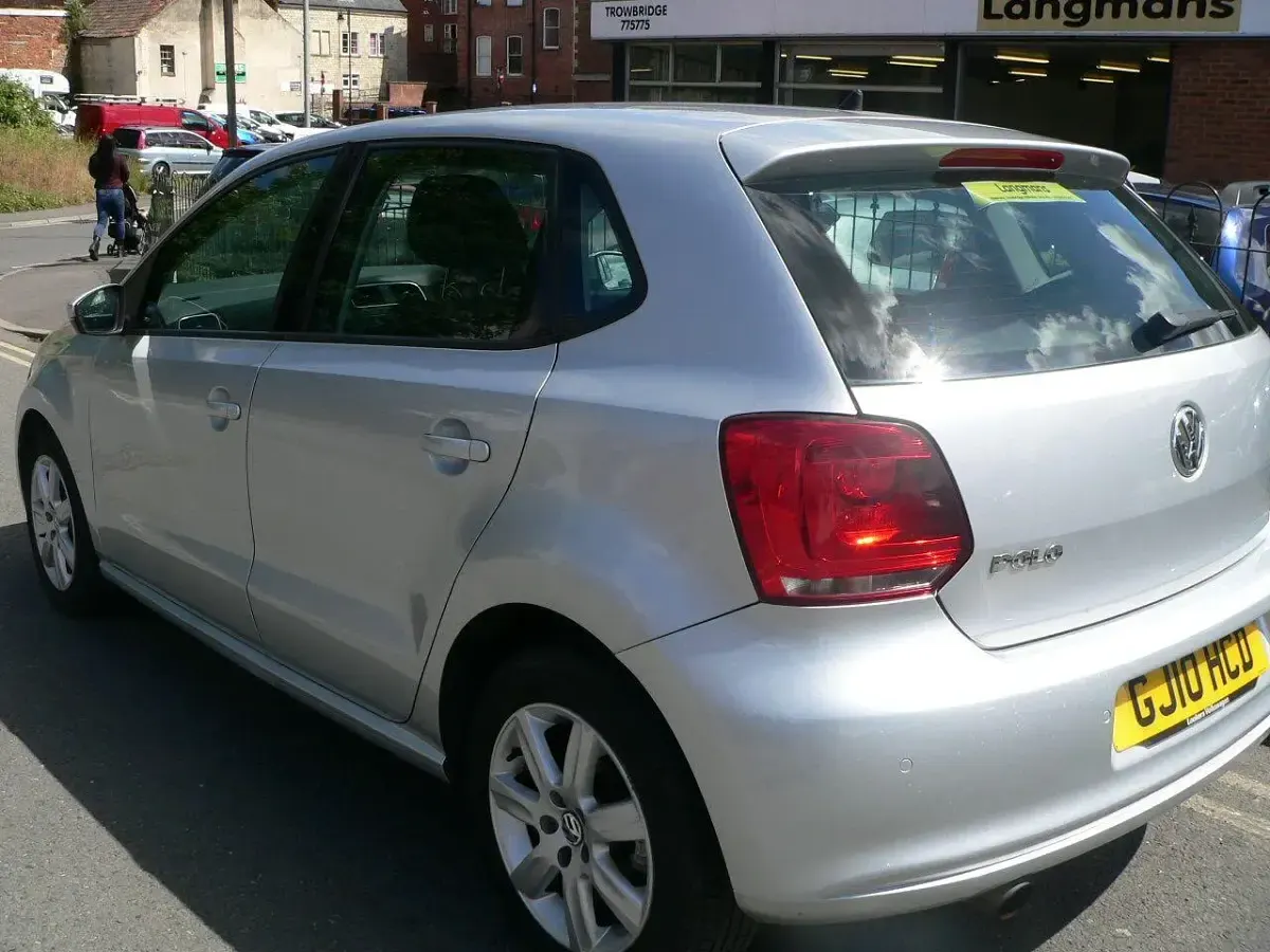 Used VW Polo SE 85 HP (62 kW) 2010 Silver Hatchback