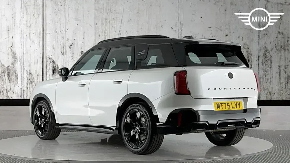 Used Mini Countryman 215 HP (158 kW) 2025 White SUV