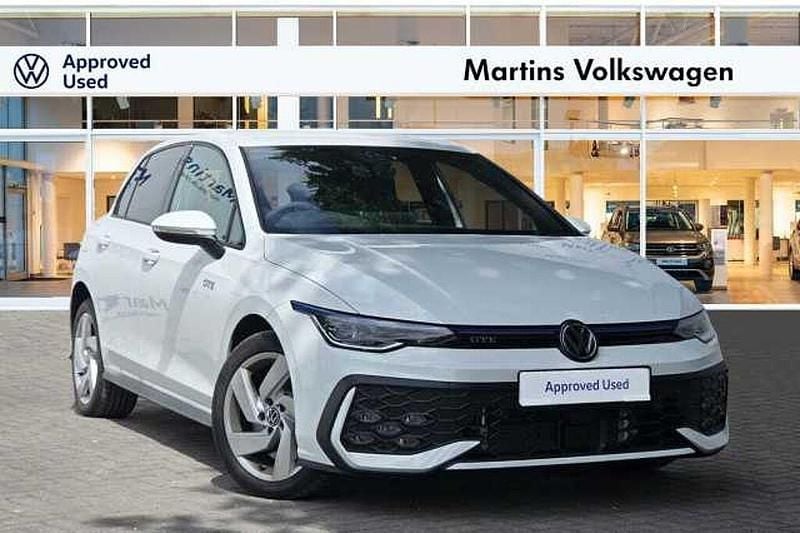 White Used 2025 VW Golf VIII GTE Hatchback | £31,995 - Image 1/4