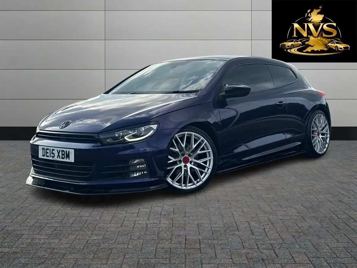 Used VW Scirocco R-line 184 HP (135 kW) 2015 Mauve/purple Coupe