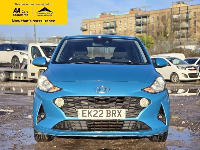 Used Hyundai i10 SE 67 HP (49 kW) 2022 Turquoise Hatchback