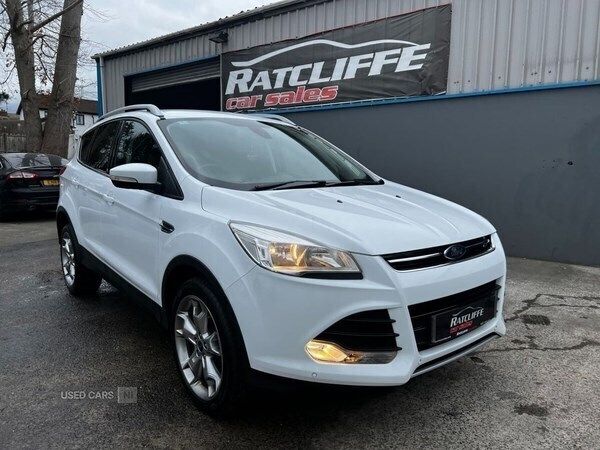 White Used 2015 Ford Kuga Titanium SUV | £8,195 (Good price) - Image 1/4