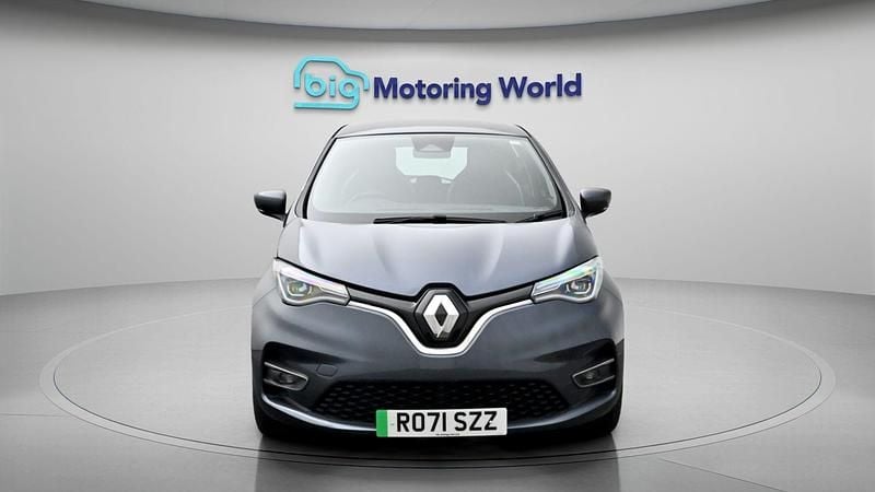 Used Renault Zoe Iconic 100 kW (136 HP) 2021 Grey Hatchback