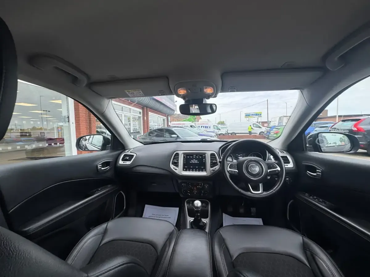 Usado Jeep Compass Longitude 140 CV (102 kW) 2020 Negro SUV