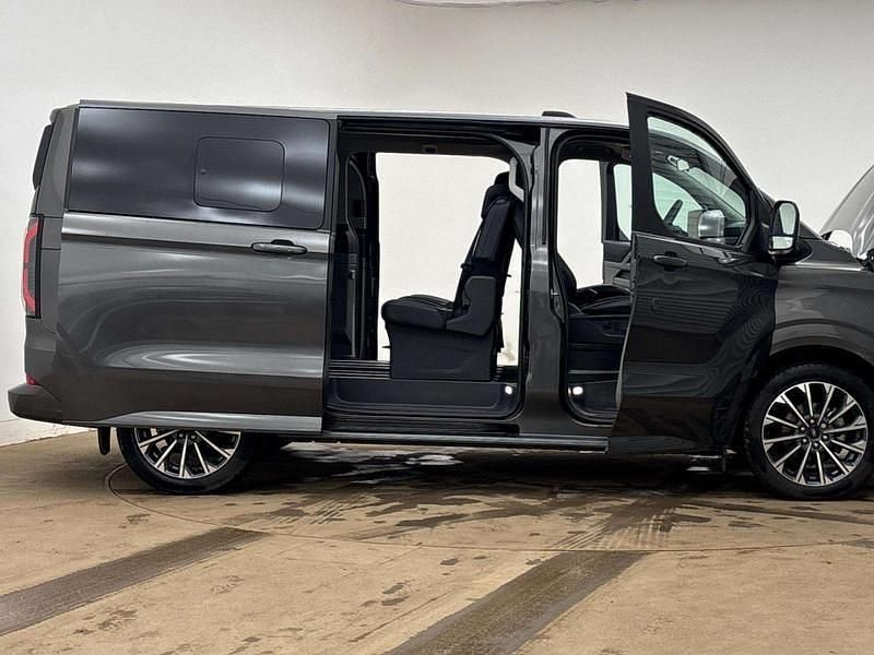 Used Ford Tourneo Titanium X 170 HP (125 kW) 2024 Grey MPV