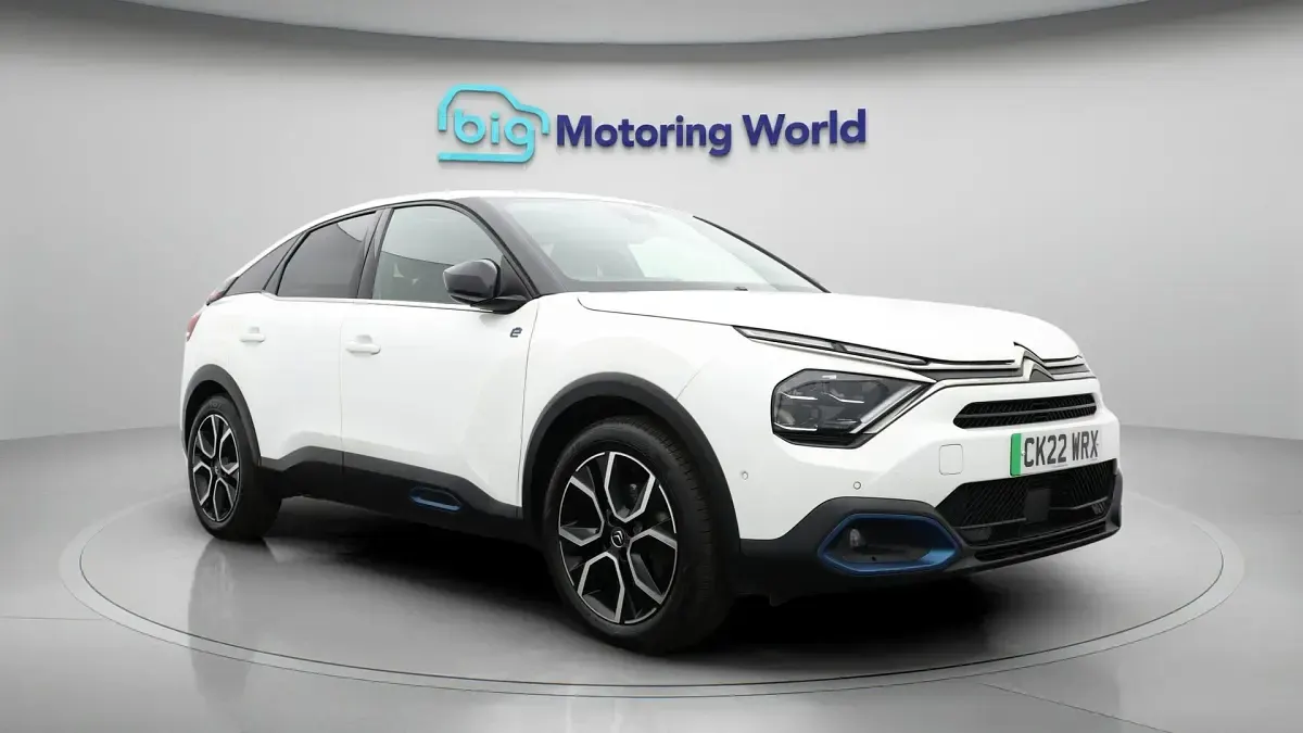 Usado Citroën e-C4 Shine 100 kW (136 HP) 2022 Citadino