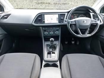 Used Seat Leon SE Dynamic 110 HP (80 kW) 2018 Grey Hatchback