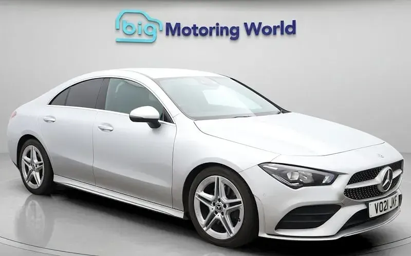 Usado Mercedes CLA220 AMG line 190 HP (139 kW) 2021 Sedan